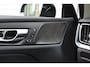 Volvo V60 2.0 T6 Plug-in hybrid AWD Ultimate Dark | Panoramadak | Head-Up | 360 Camera