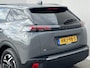 Peugeot e-2008 EV Allure Avantage 54 kWh / Camera 360° / Accu SoH 97.31 % / CCS snel laden / Adaptieve CC / Navigatie / Apple Carplay Android / 17" LM wielen /