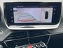 Peugeot e-2008 EV Allure Avantage 54 kWh / Camera 360° / Accu SoH 97.31 % / CCS snel laden / Adaptieve CC / Navigatie / Apple Carplay Android / 17" LM wielen /