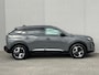 Peugeot e-2008 EV Allure Avantage 54 kWh / Camera 360° / Accu SoH 97.31 % / CCS snel laden / Adaptieve CC / Navigatie / Apple Carplay Android / 17" LM wielen /