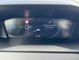 Peugeot e-2008 EV Allure Avantage 54 kWh / Camera 360° / Accu SoH 97.31 % / CCS snel laden / Adaptieve CC / Navigatie / Apple Carplay Android / 17" LM wielen /