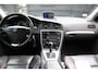 Volvo S60 2.4 Kinetic Navigatie/Parkeersensor/Leer/Stoelverwarming/Trekhaak