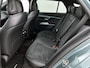 Mercedes-Benz E-klasse Estate 300 e AMG Nightpakket Plug-In Hybride | Trekhaak | Panoramadak | Distronic | Memory | 360°-camera | CarPlay | Stuur en Stoelverwarming | Inclusief 24 maanden Mercedes-Benz Certified garantie voor Europa.