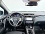 Nissan Qashqai 1.6 N-Connecta | Trekhaak | Panoramadak | Stoel- & Voorruitverw. |