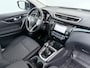 Nissan Qashqai 1.6 N-Connecta | Trekhaak | Panoramadak | Stoel- & Voorruitverw. |