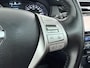Nissan Qashqai 1.6 N-Connecta | Trekhaak | Panoramadak | Stoel- & Voorruitverw. |