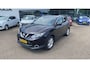 Nissan Qashqai 1.6 N-Connecta | Trekhaak | Panoramadak | Stoel- & Voorruitverw. |