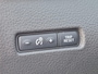 Nissan Qashqai 1.6 Tekna / Pano / Trekhaak / All Seasons / Dealer Onderhouden / Cruise Control / Navigatie / 360 Camera / Stoelverwarming /