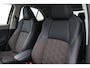 Toyota Yaris Cross 1.5 Hybrid Executive | Dodehoek detectie | Stoelverwarming | Head-up display | JBL | Apple Carplay / Android Auto | Parkeersensoren voor/achter | 18 inch