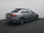 Mercedes-Benz A-klasse 250 e Business Solution AMG-Line / Panaroma-dak / Achteruitrijcamera / Night-Pakket / Multispaaks /