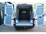 Volkswagen Crafter 35 2.0 TDI L3H3 140PK | Airco | Cruise | Camera | 3.000 KG trekhaak | 1e Eigenaar