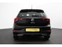 Volkswagen Polo 1.0 TSI DSG R-Line Panorama dak Navigatie App Connect Climate Control Parkeer sensoren Camera Cruise control adaptive Lichtmetalen velgen
