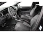 Volkswagen Polo 1.0 TSI DSG R-Line Panorama dak Navigatie App Connect Climate Control Parkeer sensoren Camera Cruise control adaptive Lichtmetalen velgen