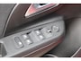 Opel Corsa Ultimate | 17" Lichtmetalen velgen, Diamond Cut | Dode hoek waarschuwing | Draadloze telefoonlader