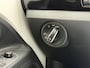 Volkswagen Up! 1.0 BMT cross up! Automaat! | Cruise Control | Afneembare Trekhaak | Hoge instap | Parkeersensoren achter |