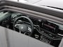 Volkswagen T-Roc 1.5 TSI R-Line Business 150pk DSG | Black Style | LED Matrix | Panoramadak | Elektrische achterklep | Cruise control | Camera | Stoel- & stuurverwarming |