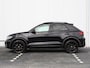 Volkswagen T-Roc 1.5 TSI R-Line Business 150pk DSG | Black Style | LED Matrix | Panoramadak | Elektrische achterklep | Cruise control | Camera | Stoel- & stuurverwarming |