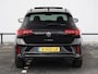Volkswagen T-Roc 1.5 TSI R-Line Business 150pk DSG | Black Style | LED Matrix | Panoramadak | Elektrische achterklep | Cruise control | Camera | Stoel- & stuurverwarming |