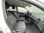 Kia Picanto 1.0 DPi DynamicLine Navigatie ( Via Apple Carplay/Android auto ), 14"Lm, Stoel/Stuurverwarming, Achteruitrijcamera