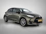 Toyota Yaris 1.5 Hybrid 130 Executive | BTW voertuig | Dodehoek detectie | Stoel+stuurverwarming | Parkeersensoren voor+achter | Climate Control | Cruise Control Adaptive |