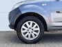 Daihatsu Terios 1.5-16v Explore 2WD / Eerste Eigenaar / Volledig dealer onderhouden + volledig ingevuld boekje / Trekhaak ( 1350 kg ) /