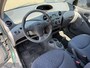 Toyota Yaris 1.3-16V VVT-i Luna