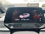 Volkswagen ID.3 First Max 58 kWh | Achteruitrijcamera | Afneembare Trekhaak | DAB ontvanger