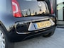 Volkswagen Up! 1.0 Club Airco | Navi | Verw. stoelemn | Nwe APK
