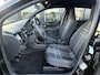 Volkswagen Up! 1.0 Club Airco | Navi | Verw. stoelemn | Nwe APK