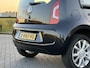 Volkswagen Up! 1.0 Club Airco | Navi | Verw. stoelemn | Nwe APK