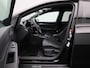 Volkswagen Golf 1.5 eTSI R-Line 150 PK | Automaat | Climate Control | Stoelverwarming | Stuurverwarming | Adaptive Cruise Control | Lane Assist | Achteruitrijcamera | All Season banden |
