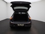 Volkswagen Golf 1.5 eTSI R-Line 150 PK | Automaat | Climate Control | Stoelverwarming | Stuurverwarming | Adaptive Cruise Control | Lane Assist | Achteruitrijcamera | All Season banden |