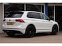 Volkswagen Tiguan 1.5 TSI R-line Panoramadak Camera Trekhaak Virtueel dashboard