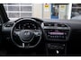 Volkswagen Tiguan 1.5 TSI R-line Panoramadak Camera Trekhaak Virtueel dashboard