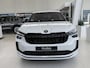 Skoda Kodiaq 1.5 TSI PHEV Sportline Business 204 PK | Automaat | Panoramadak | Matrix LED Koplampen | Navigatie |  Apple Carplay/Android Auto | Keyless Entry | Achteruitrijcamera | Climate Control | Adaptive Cruise Control | Parkeersensoren | Elektrische achterklep | Privacy Glass | Stoelverwarming | Lichtmetalen velgen | Herwaardering € 3.000,- Direct leverbaar! |