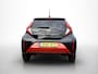 Toyota Aygo X 1.0 VVT-i S-CVT Premium | Stoelverwarming | Climate Control | Cruise control adaptive | Achteruitijcamera | Draadloze telefoonlader | Keyless Entry/Start |
