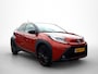 Toyota Aygo X 1.0 VVT-i S-CVT Premium | Stoelverwarming | Climate Control | Cruise control adaptive | Achteruitijcamera | Draadloze telefoonlader | Keyless Entry/Start |