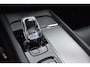 Volvo XC60 2.0 T6 Plug-in hybrid AWD Ultimate Dark | Bowers & Wilkens | Luchtvering | 360 Camera | Trekhaak |
