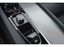 Volvo XC60 2.0 T6 Plug-in hybrid AWD Ultimate Dark | Bowers & Wilkens | Luchtvering | 360 Camera | Trekhaak |