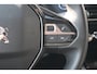 Peugeot e-208 EV Allure 50 kWh 100%SOH! | Navigatie By App | Climate Control | Parkeersensoren | Cruise Control | !!