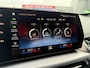 BMW X1 sDrive20i M Sport Trekhaak LED Carplay Achteruitrijcamera PDC Trekhaak 1800 KG Trekgewicht 19 Inch 4Seizoenenbanden DAB Shadow-line