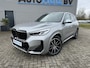 BMW X1 sDrive20i M Sport Trekhaak LED Carplay Achteruitrijcamera PDC Trekhaak 1800 KG Trekgewicht 19 Inch 4Seizoenenbanden DAB Shadow-line