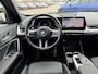 BMW X1 sDrive20i M Sport Trekhaak LED Carplay Achteruitrijcamera PDC Trekhaak 1800 KG Trekgewicht 19 Inch 4Seizoenenbanden DAB Shadow-line