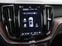 Volvo XC60 B5 AUT(8) ULTIMATE BRIGHT LUCHTVERING SCHUIFDAK MASSAGE B&W AUDIO TREKHAAK