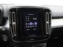 Volvo XC40 T4 AUT(8) MOMENTUM PRO KEYLESS NAVI TREKHAAK DAB+