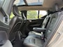 Volvo XC40 1.5 T5 Twin Engine Momentum Pro - SOH 93% - 360 Camera - Panoramadak - Trekhaak