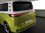Volkswagen ID. Buzz Pro 86 kWh LWB 7p. 286 pk | SoH 96,36% |Navigatie | Panoramadak | Trekhaak (wegklapbaar) | Parkeersensoren (Park assist) | Rondomzicht camera | Elektr. schuifdeuren | Stoelverwarming |