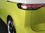 Volkswagen ID. Buzz Pro 86 kWh LWB 7p. 286 pk | SoH 96,36% |Navigatie | Panoramadak | Trekhaak (wegklapbaar) | Parkeersensoren (Park assist) | Rondomzicht camera | Elektr. schuifdeuren | Stoelverwarming |