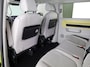 Volkswagen ID. Buzz Pro 86 kWh LWB 7p. 286 pk | SoH 96,36% |Navigatie | Panoramadak | Trekhaak (wegklapbaar) | Parkeersensoren (Park assist) | Rondomzicht camera | Elektr. schuifdeuren | Stoelverwarming |