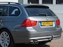 BMW 3-Serie Touring 330xi High Executive|Aut.|Navi|Sportstoelen|Stoelv.|M-stuur|Xenon|Trekh.|NAP